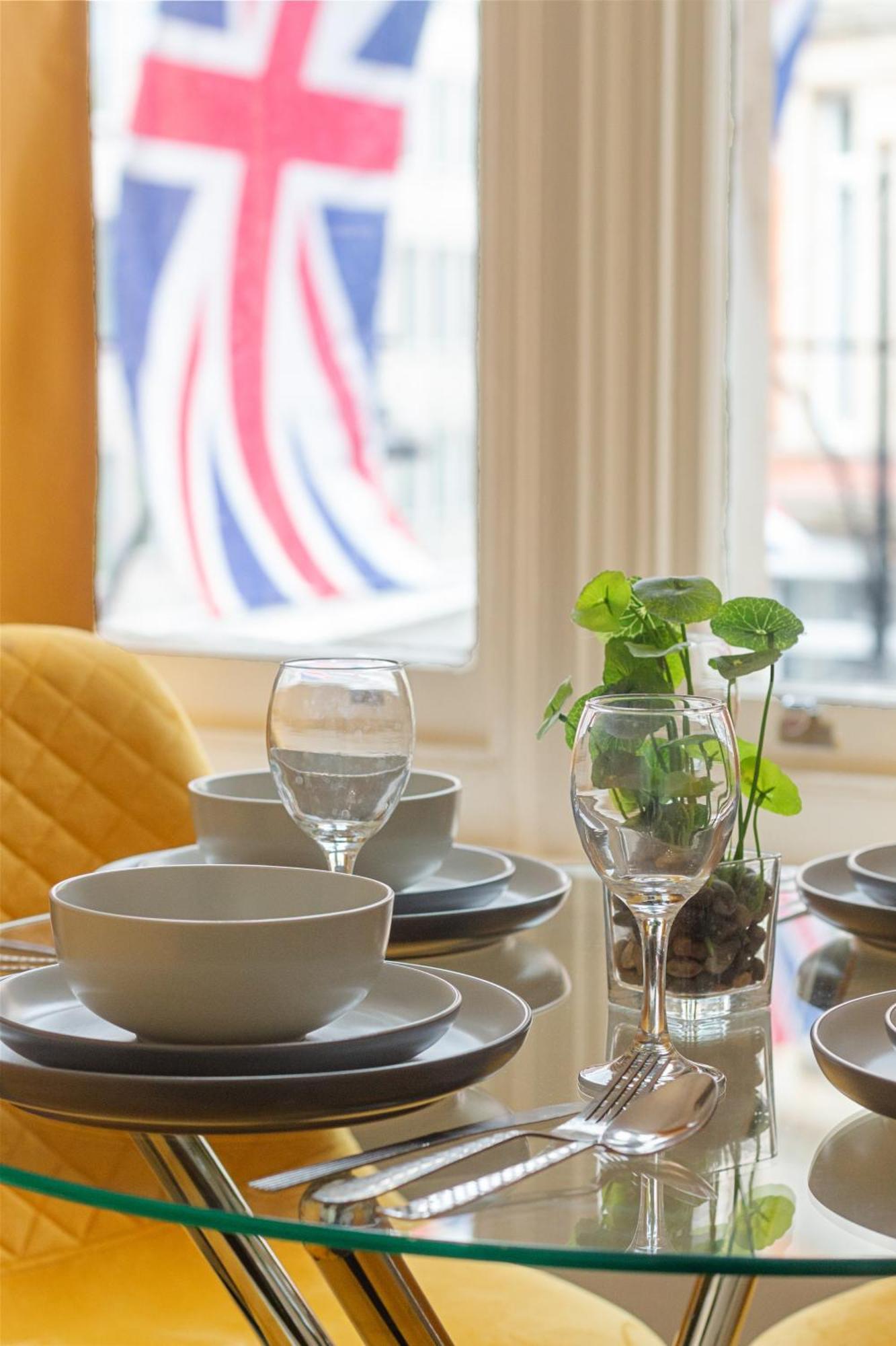 Oxford Street 1 Bedroom Shopping Retreat! 3Gc London Luaran gambar